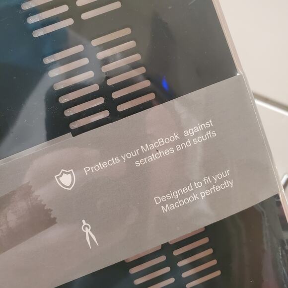 Macbook Air 13" Faux Wood Design Hard Laptop Case New in Package - Picture 8 of 13